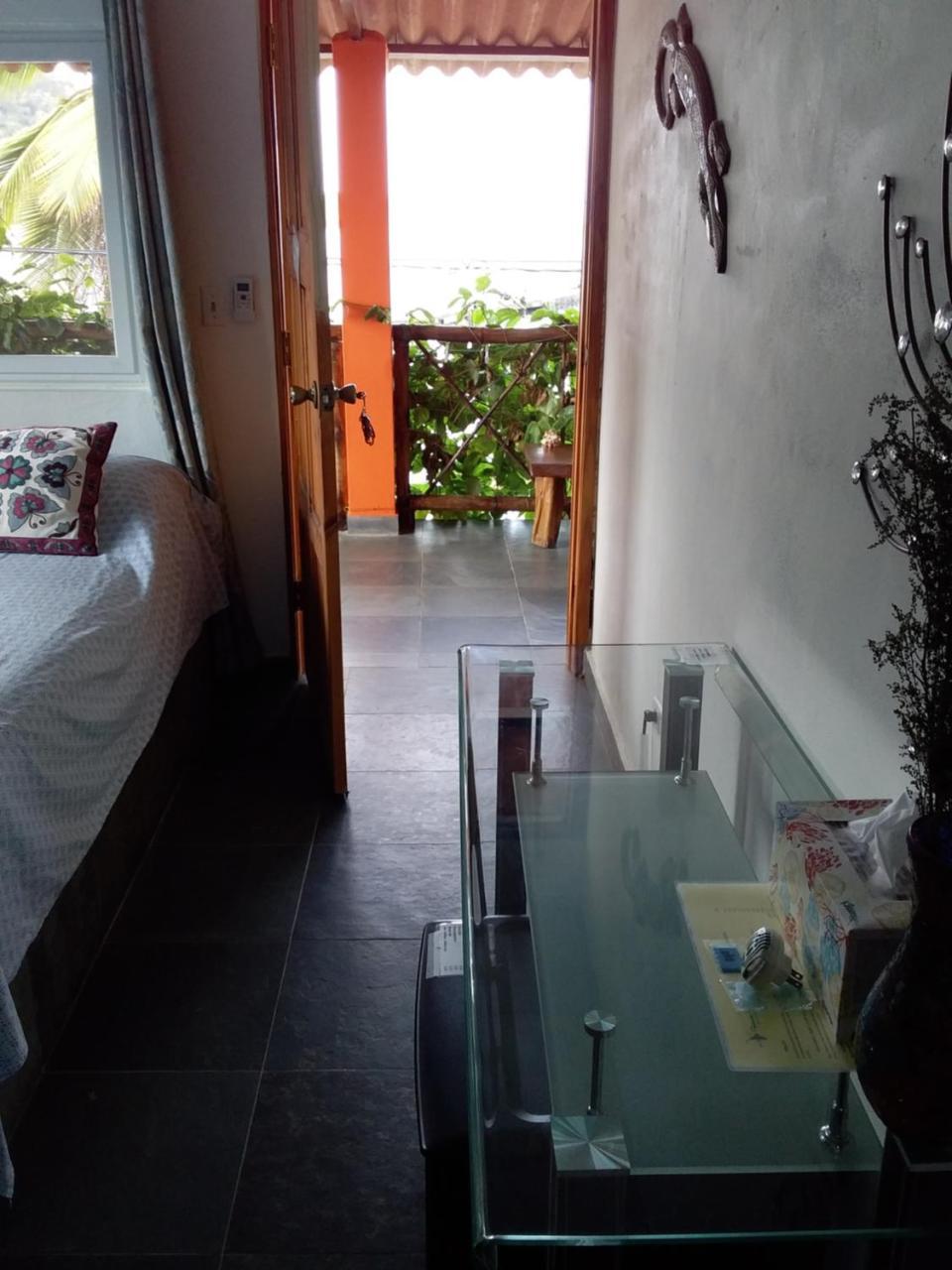 Bed and Breakfast Panama Reef Пуэрто-Линдо Экстерьер фото